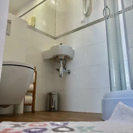 Δωμάτια σε οικογενειακή κατοικία Kabbalah Γκντανσκ